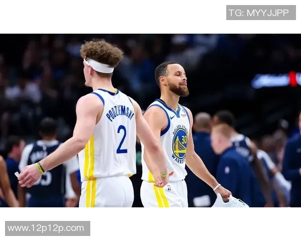 库里与汤普森默契配合，勇士队再次成为总冠军热门