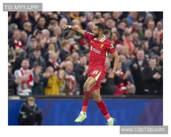 曼联再度受挫,英超霸主地位动摇,球迷集体呼吁换帅重振雄风 曼联再度受挫,英超霸主地位动摇,球迷集体呼吁换帅重振雄风