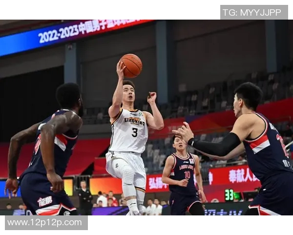 山西男篮主场负于广州队，吴庆龙发挥失常成众矢之的