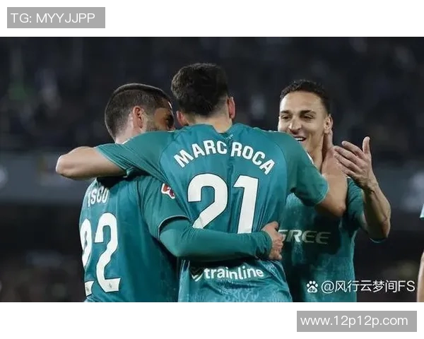 塞维利亚3-0完胜巴拉多利德，继续向西甲联赛夺冠之路前进